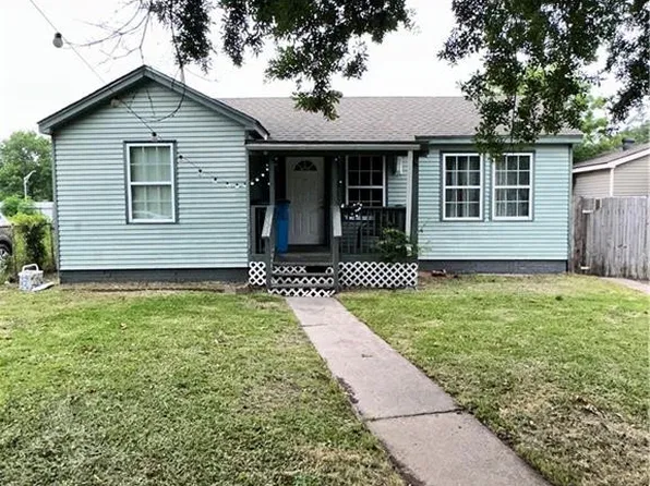42 W Chalmette Cir, Chalmette, LA 70043