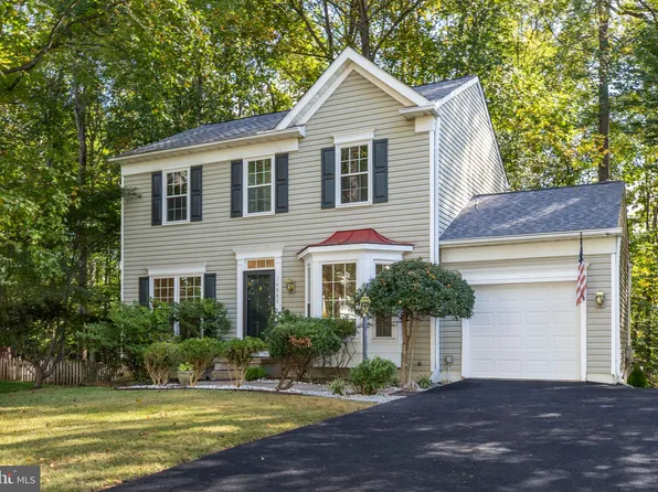 14883 Buttonwood Ct, Woodbridge, VA 22193