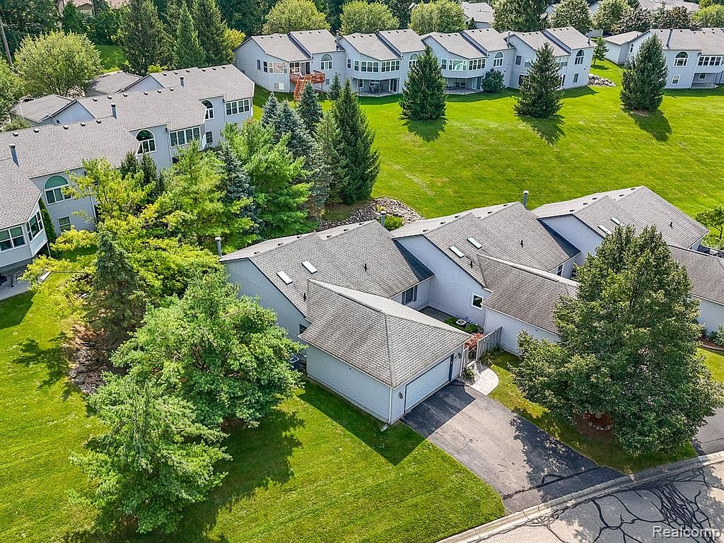 2967 W Telluride Dr, Brighton, MI 48114 Zillow