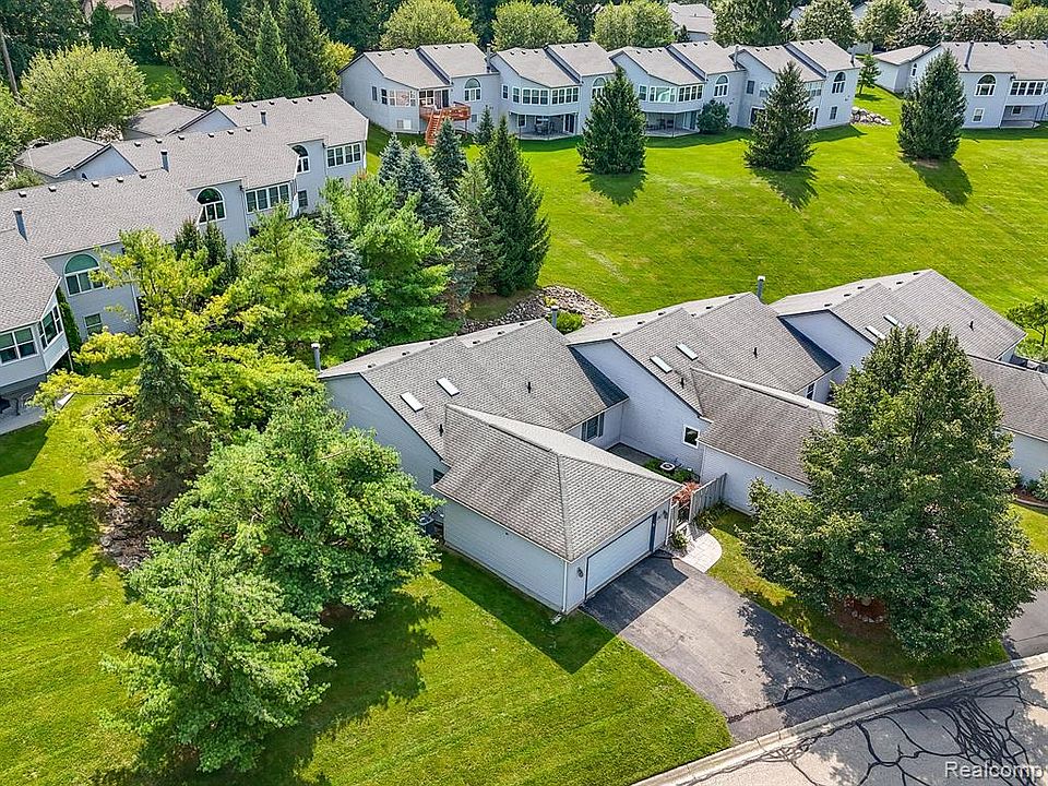 2967 W Telluride Dr, Brighton, MI 48114 Zillow