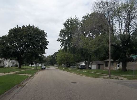 5th image of 2716 Cameron Ave