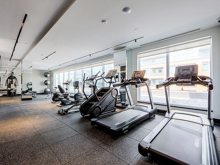 195 Deerfield Rd — Photo 15