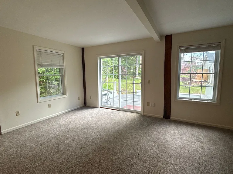 109 Main St — Photo 3