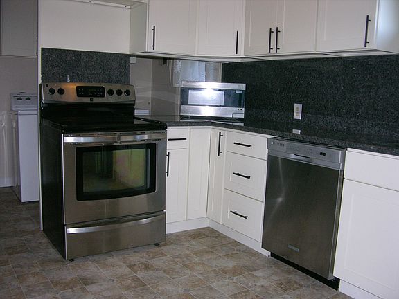 4th image of 9235 12th Ave SW