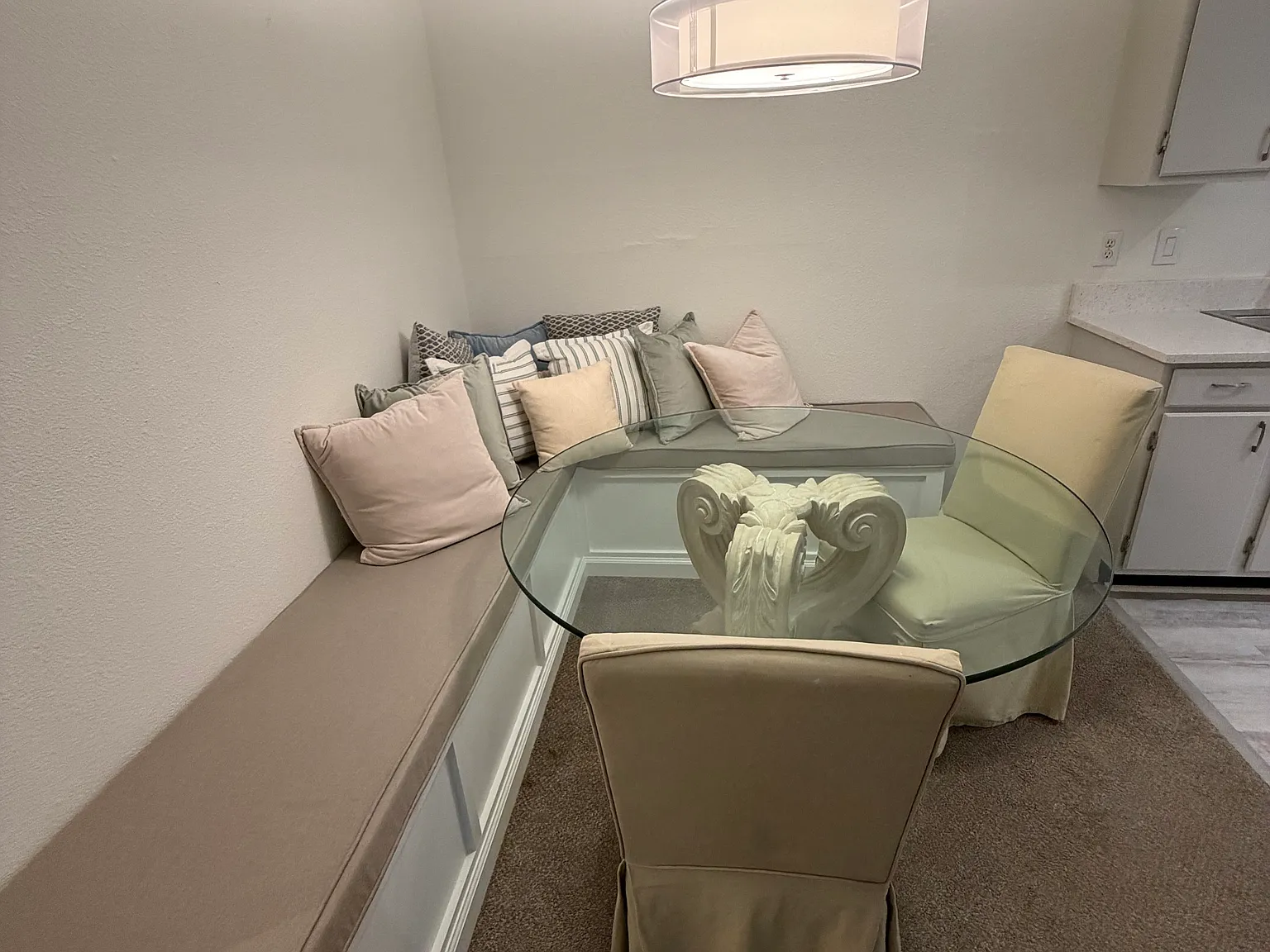 2 bed, 951 sqft, $2,450 — Photo 1