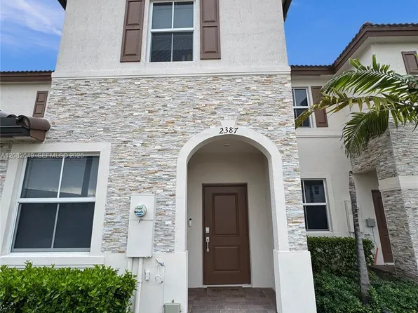 2387 NW 122nd Ter, Miami, FL 33167
