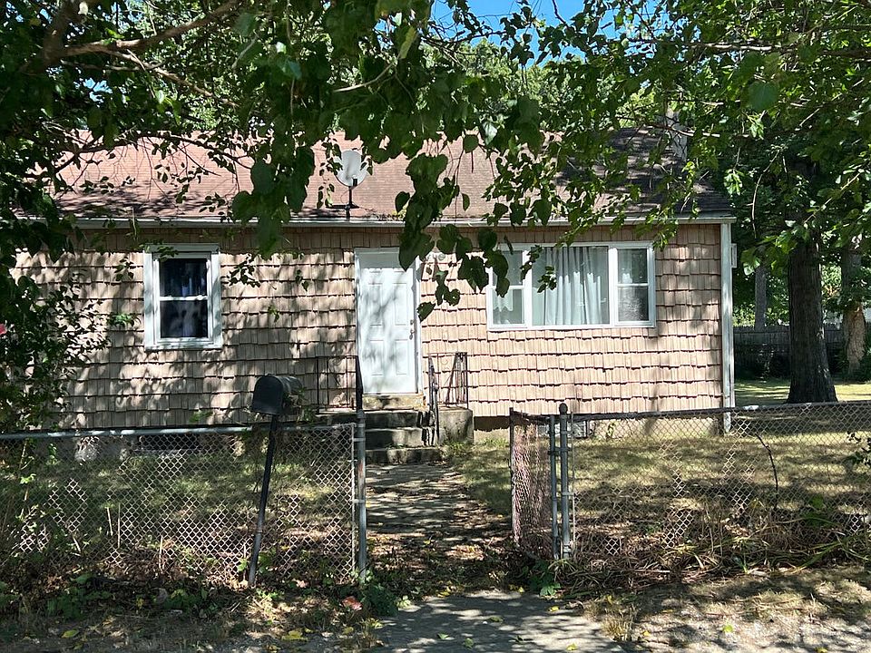 1st image of 39 Venedia Dr