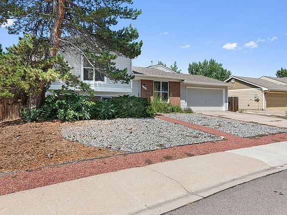 3rd image of 4513 Goshawk Dr