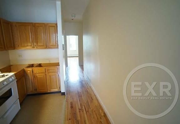 2nd image of 468 Bushwick Ave APT 4B