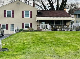 339 Maple Ave, Southampton, PA 18966