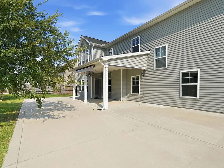276 Turriff Way — Photo 44