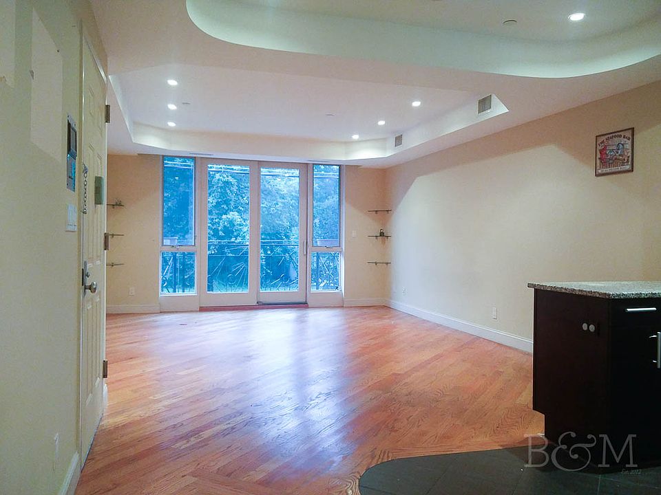 1st image of 1672 E 22nd St APT 2B