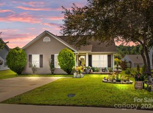 114 Milroy Ln, Mooresville, NC 28115