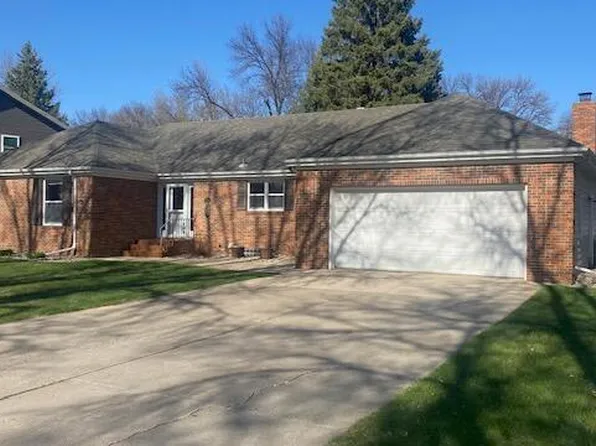 1704 N Jay St, Aberdeen, SD 57401