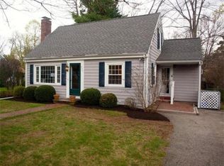 490 Main St, Lynnfield, MA 01940