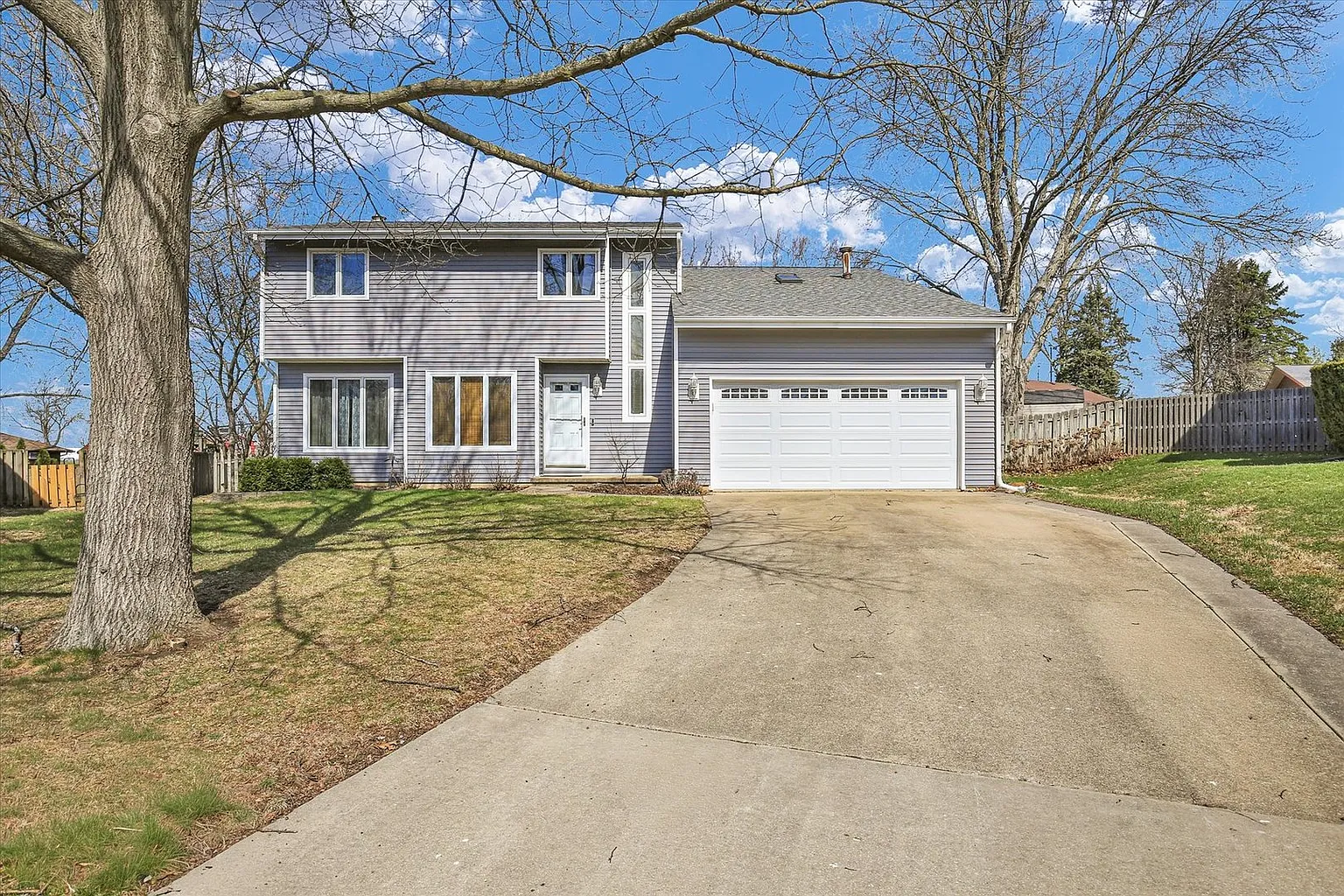 4 Genevieve Ln photo 1