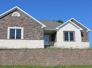 1211 Ella Ct, Rolla, MO 65401