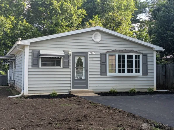 3653 Redwood Blvd, Springfield, OH 45503