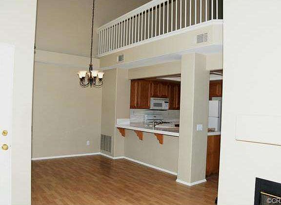 3rd image of 125 Nightingale Dr