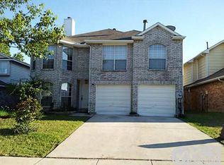 1422 Chinaberry Dr, Lewisville, TX 75077