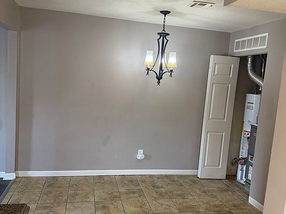 4th image of 11003 NW Jones Dr APT D