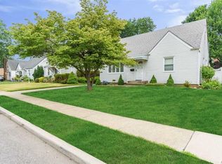 1031 Alhambra Rd, Baldwin, NY 11510