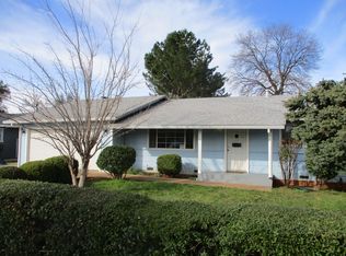 1148 Lorraine Dr, Redding, CA 96002