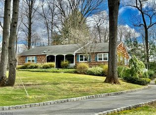 24 Benjamin Rd, Chester, NJ 07930