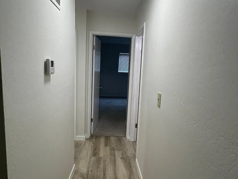 124 Blue Ridge Dr #B — Photo 17