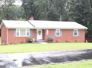 330 Bodie Ave, Forest City, NC 28043