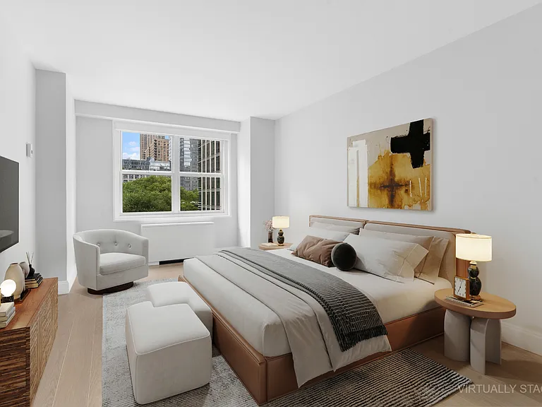 155 W 68th St #511 — Photo 5