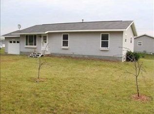 7165 Center St, Alanson, MI 49706