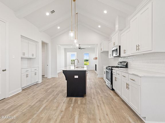 2nd image of 106 Harvest View Ln