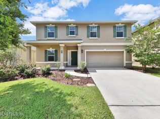 288 Amber Ridge Rd, Jacksonville, FL 32218