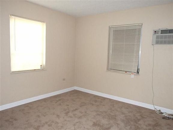 5th image of 1470 NE 141st St