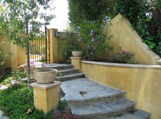 16828 Marmaduke Pl, Encino, CA 91436