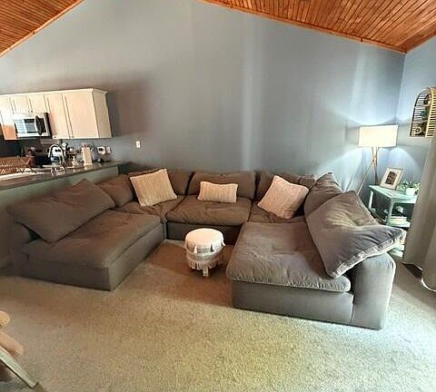 5th image of 1380 Hartland Woods Way