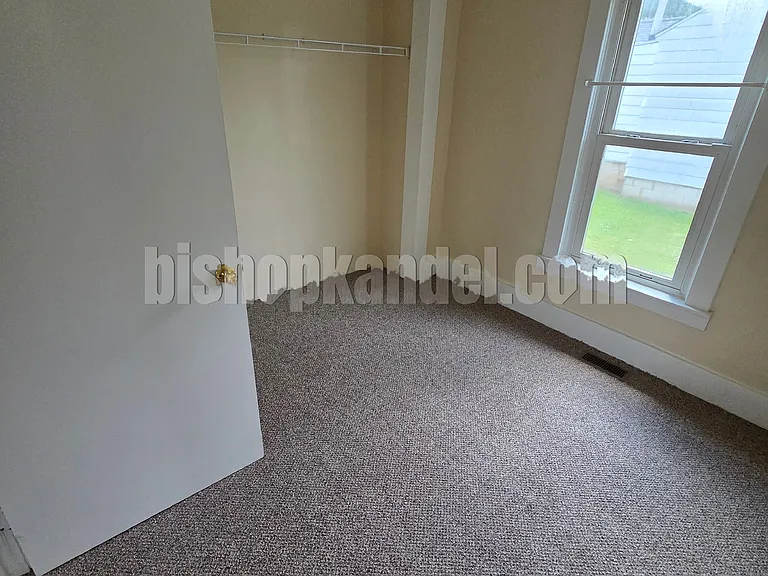 625 Crystal Ave — Photo 5