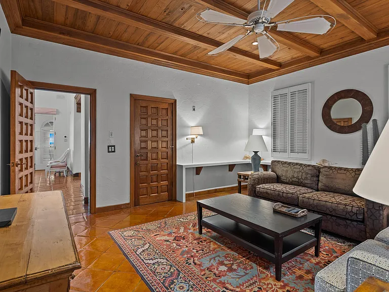 240 N Ocean Blvd — Photo 11