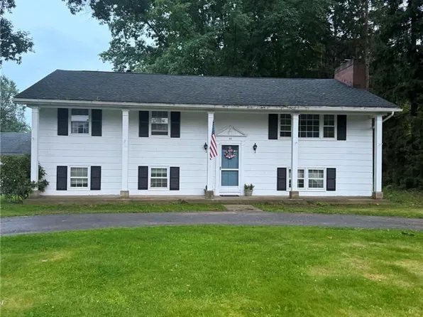 44 Valley View Dr, Frewsburg, NY 14738
