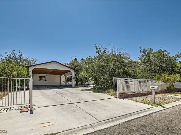 7898 Wishing Well Rd, Las Vegas, NV 89123