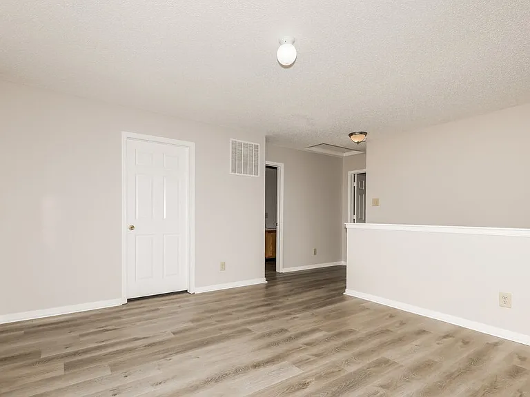 11351 N Creekside Dr — Photo 9
