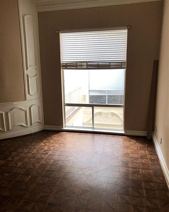 2nd image of 6306 Diamond Head Cir APT 206