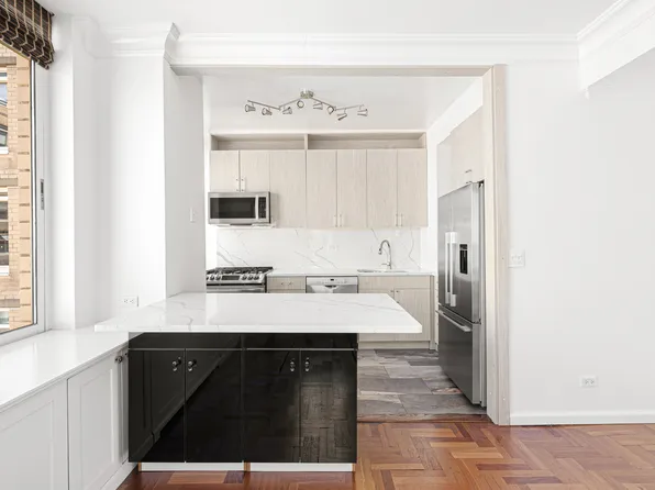 2373 Broadway image 8 of 12