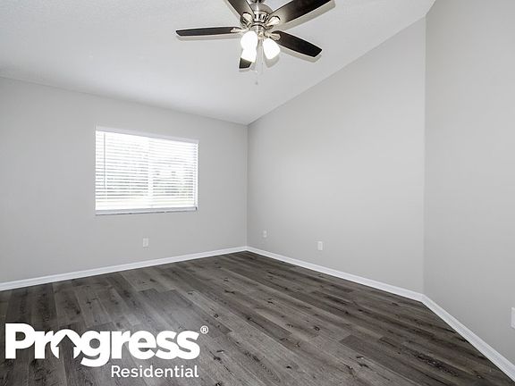 4th image of 12019 Cedarfield Dr
