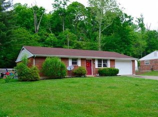 688 Winding Way, Ripley, OH 45245