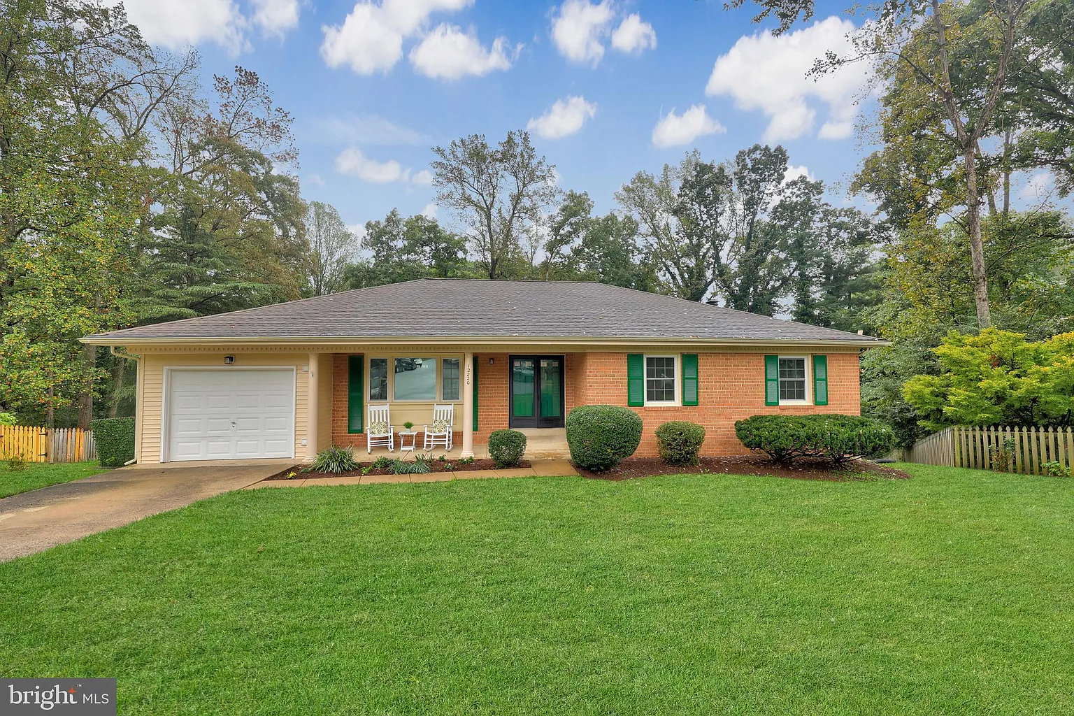 12220 Redwood Ct photo 1