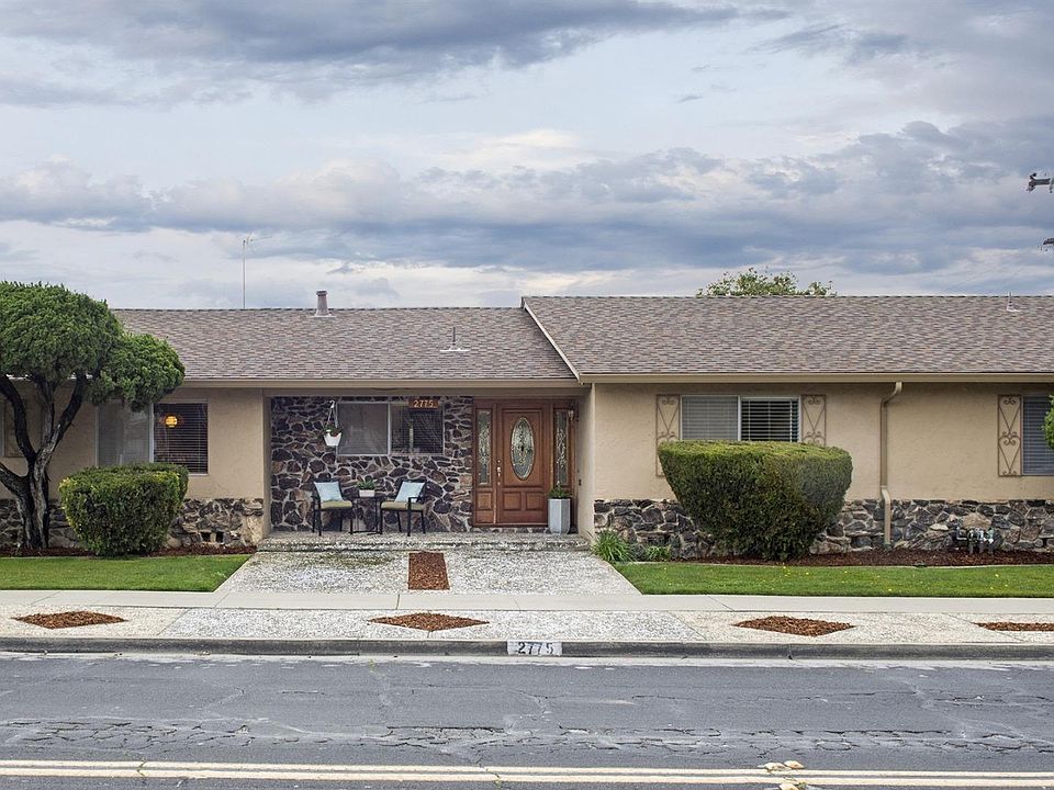 1st image of 2775 Booksin Ave