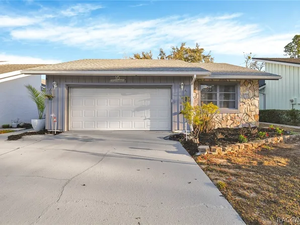 16 Golfview Ct, Homosassa, FL 34446