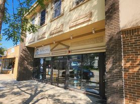 18133 Dixie Hwy, Homewood, IL